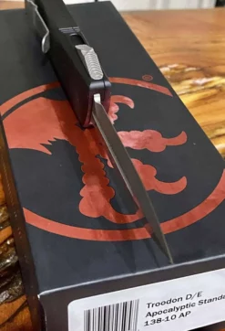 Microtech Troodon D/E OTF Automatic Knife (3