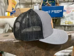 NORTH RIVER OUTDOORS TRUCKER HAT Hats & Accessories