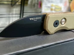 PROTECH KNIVES Pro-Tech Runt 5 R5112 Auto Solid Bronze (1.9