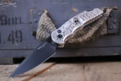 Budget π PROTECH KNIVES All Knife Brands ProTech TR-5.62 Shaw Skull & Barbed Wire DLC (USA) π 9 PROTECH KNIVES All Knife Brands ProTech TR-5.62 Shaw Skull & Barbed Wire DLC (USA)